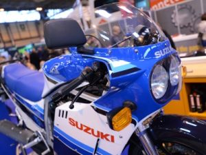 Video: Suzuki GSX-R750F Motorcycle Live restoration