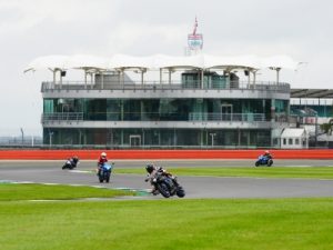 Test ride a GSX-R1000R at Suzuki All-Star Silverstone Track Day