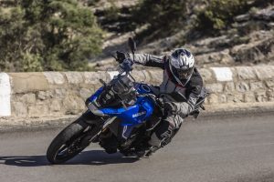 V-Strom-800-Action-0038.jpg