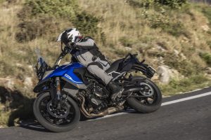 V-Strom-800-Action-0110.jpg