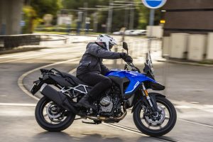 V-Strom-800-Action-_06.jpg