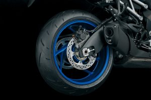 GSX-S1000GX_M4_Tire_Wheel_2.jpg