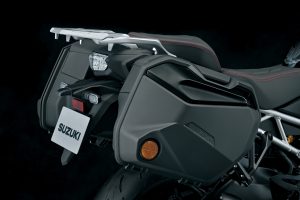 GSX-S1000GX_M4_accessories_side_case_set.jpg