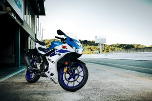 GSX-R125RLXM4_action_3