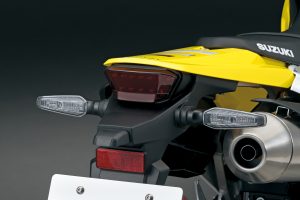 DR-Z400SRJM5_Rear_combination_light_OFF-scaled.jpg